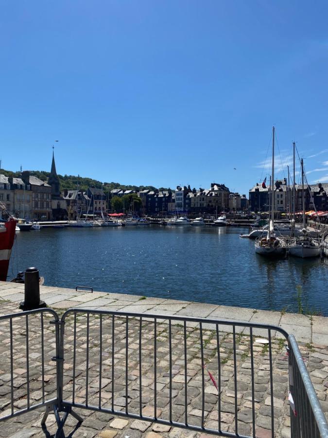 Le Ti Wi Studio En Plein Coeur Du Vieux Bassin Honfleur Zewnętrze zdjęcie